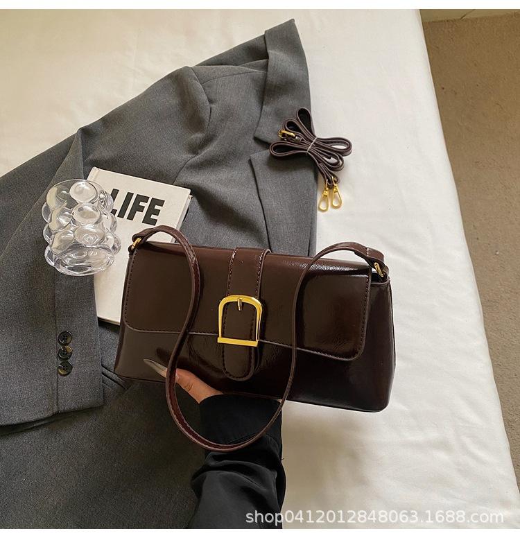 

2025 autumn and winter fashion French small square bag shoulder messenger bag niche design commuter hand-held underarm handbag