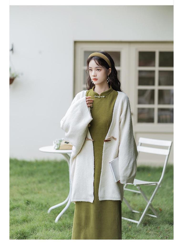 Autumn Chinese Style Women's Cheongsam Two-Piece Dress Suit - Seasonal Edition