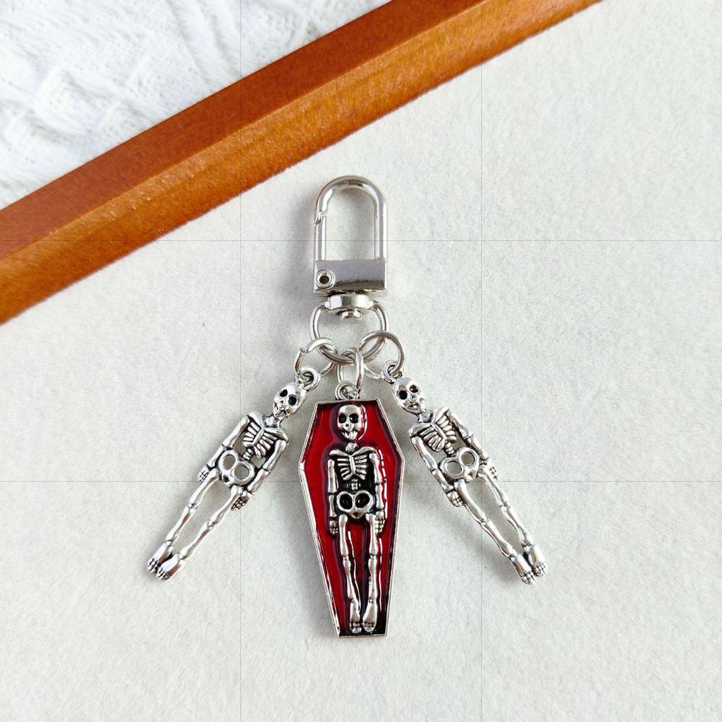 Cross-Border Halloween Retro Skull Coffin Keychain Pendant