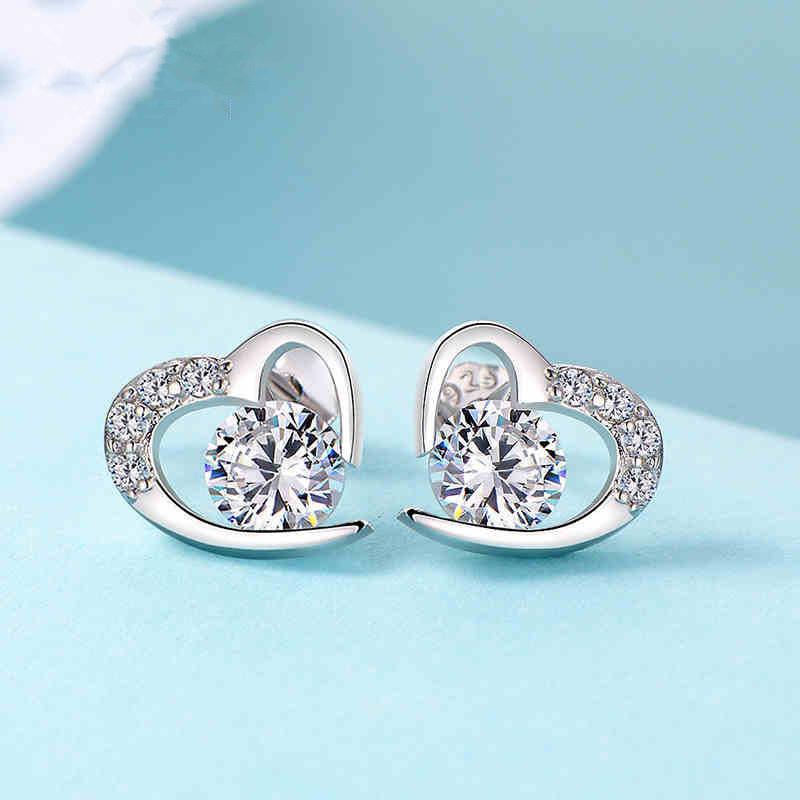 New fashion jewelry, temperament, love zircon stud earrings, women's atmospheric heart-shaped earrings, design sense niche earrings, 2026