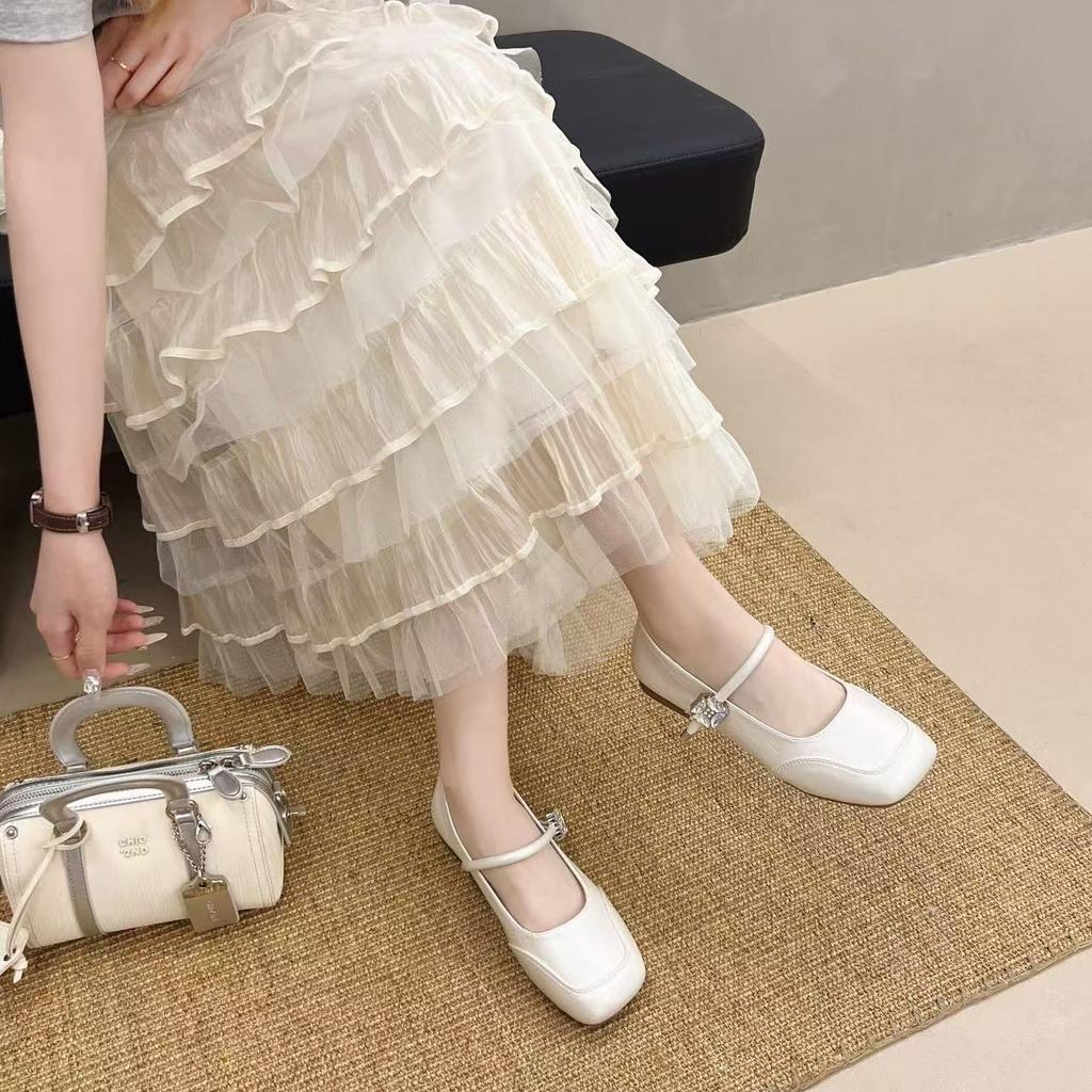 French retro Mary Jane shoes women's 2025 spring and autumn new versatile single shoes light mouth silver small leather shoes Doudou shoes