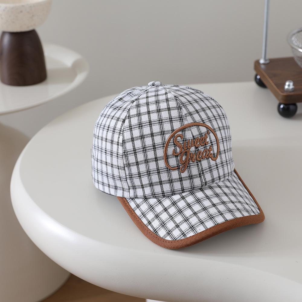 Unisex Kids  Plaid Embroidered Baseball Cap with Sun Protection One Size