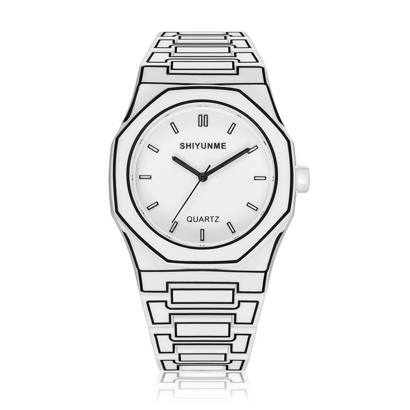 

UTHAI New Creative Fashion Men s Watch Classic Simple Sketch Manga Style Business Leisure Sports Quartz Watch Clock Gift V0042