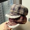 New Autumn and Winter Retro Plaid Plush Warm Octagonal Hat for Women Versatile Face Showing Beret Duck Bill Painter's Hat