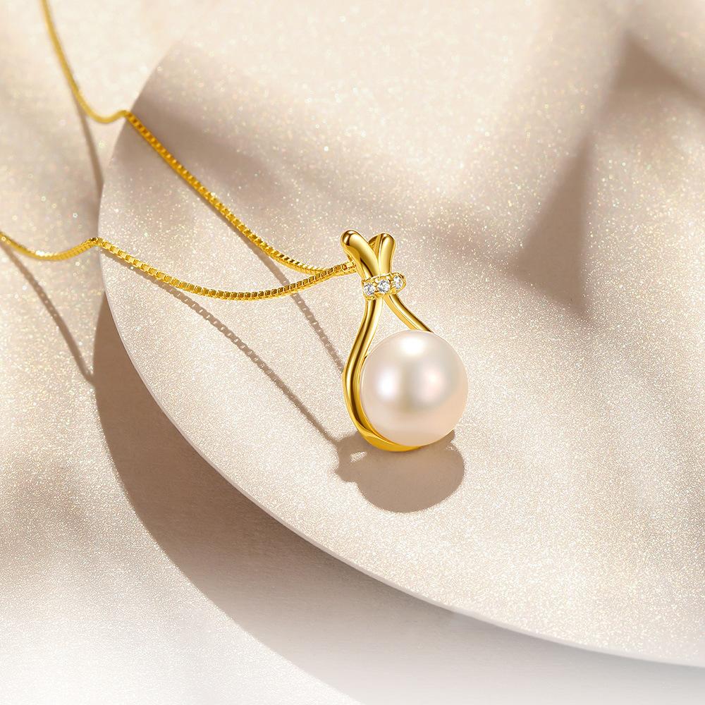 Natural Light‑Luxury High‑End Imitation‑Pearl Lucky‑Bag Women Necklace, Niche Micro‑Inlaid Versatile Titanium‑Steel Collarbone Neck Chain