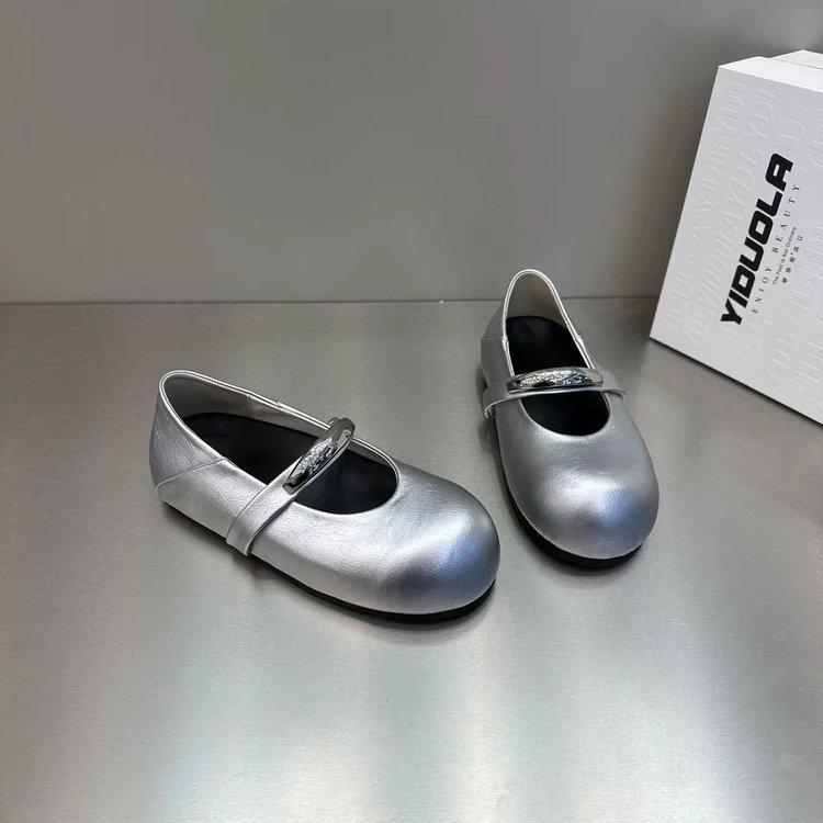 

Soft leather version~ retro round head metal word with Mary Jane women s shoes flat shoes temperament shallow mouth one pedal single shoes 40