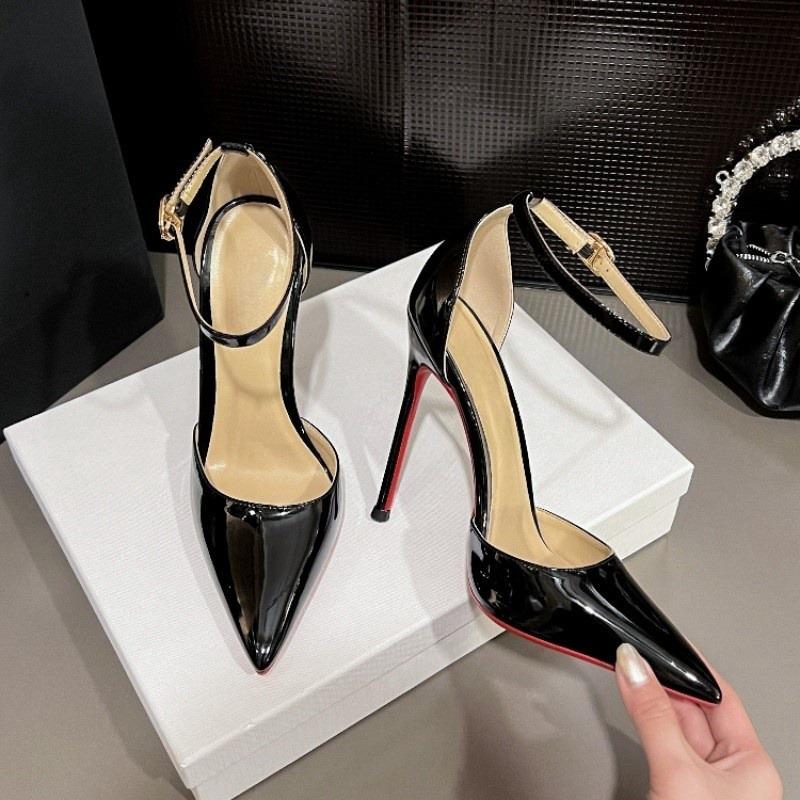 

Туфли на высоком каблуке с красной подошвой для женщин 2025 новая модель с острым носком шпилька телесный высокий каблук с ремешком на подъеме сексуальные темпераментные одинарные туфли 34