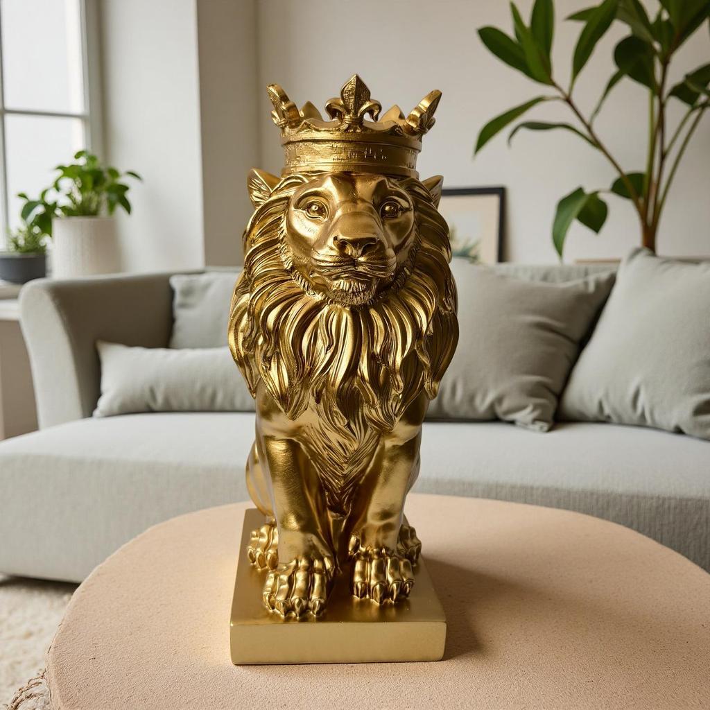 Crown Lion Handmade Resin Ornament: Creative Living Room or Bedside Gift Decoration.