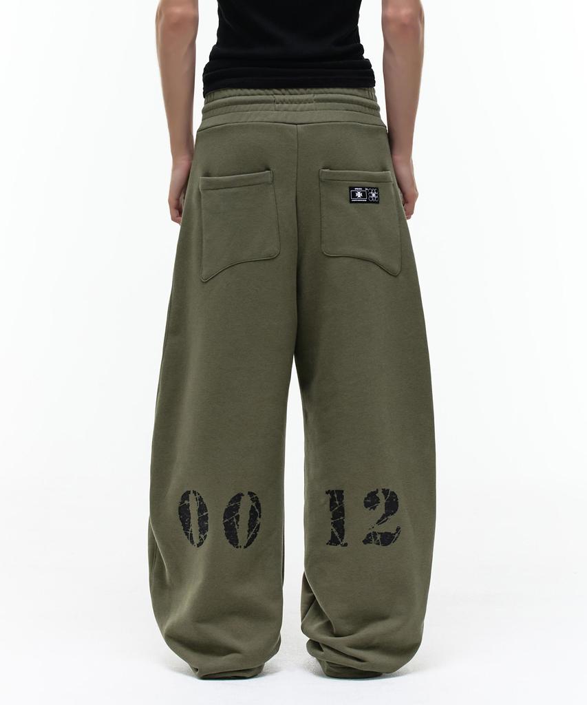 Opeoseu0012 Op. 08 Cross Curved Sweat Pants Khaki