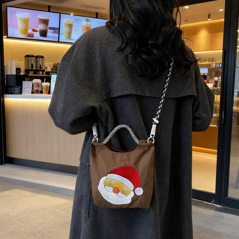 The same Santa Claus women's bag fashionable versatile small bag shoulder messenger bag girls handbag mini satchel