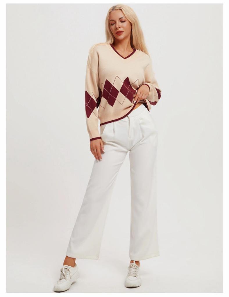 Early Autumn V-Neck Diamond Knit Sweater for Women