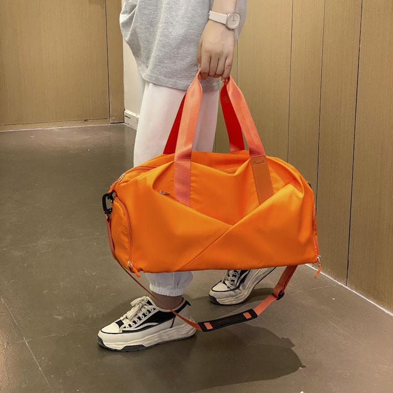 Training Bag, New Wet and Dry Separation, Large-capacity Storage Bag, Simple and Large-capacity Portable Messenger Duffel Bag