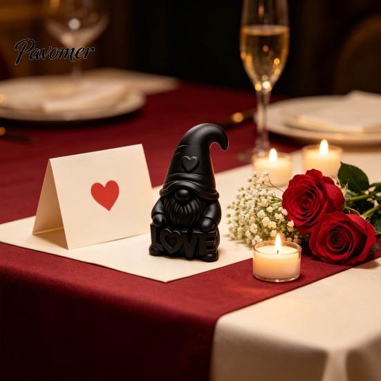 Anniversary Gifts for Couples Faceless Love Gnome Figurine, 3D Printed Valentine's Day Desktop Decor, Modern Minimalist Desk Accessories Romantic