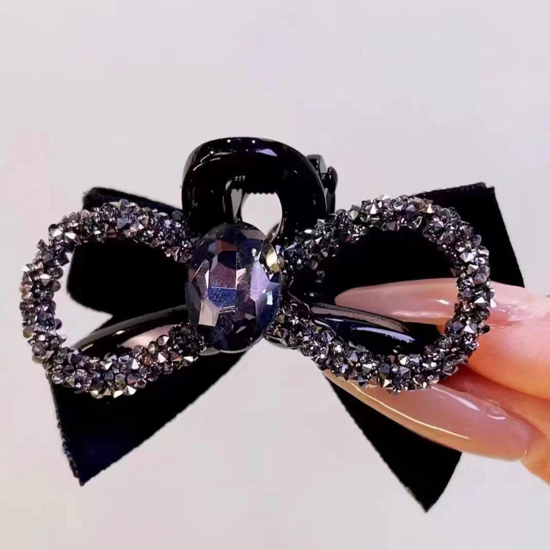 

Versatile Bow Hair Clip: Antique AB Style for Women s Fringe & Princess Hairstyles