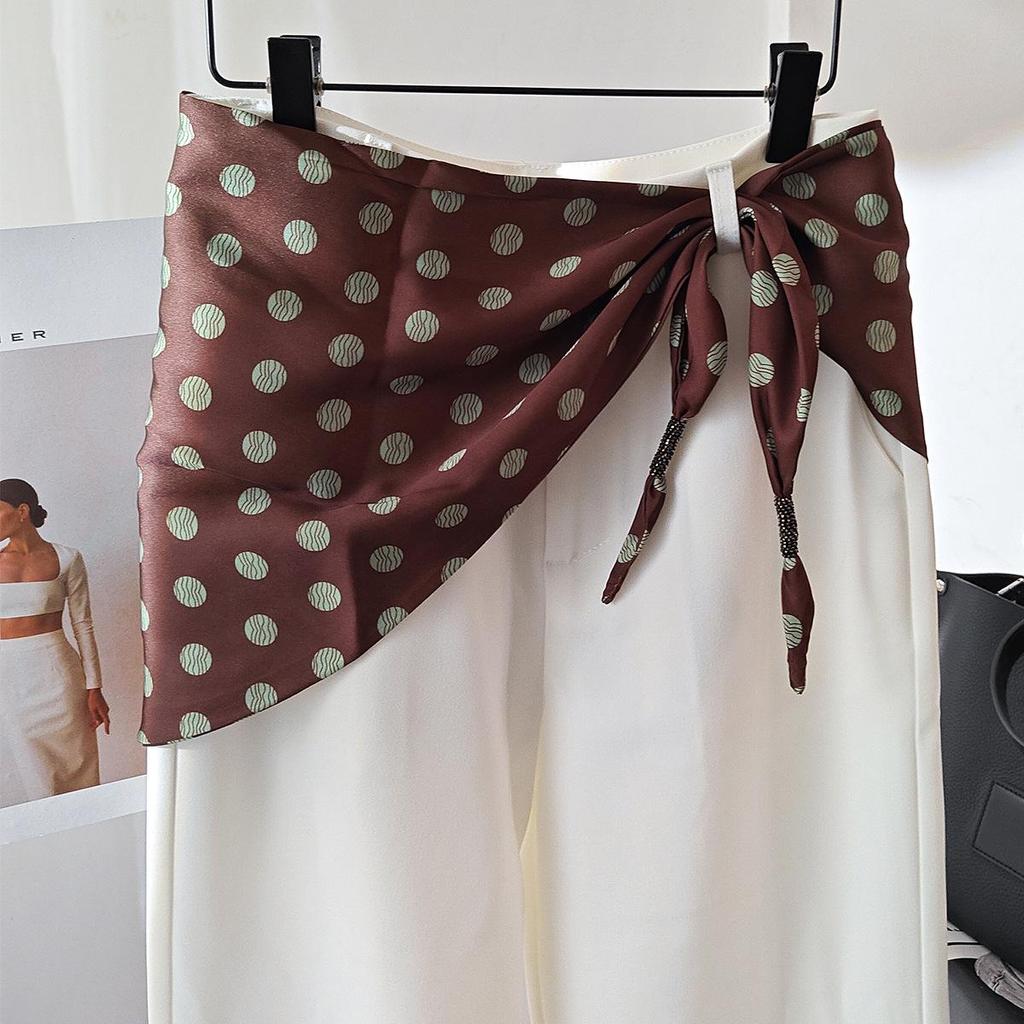 Koreańska damska warstwowa trójkątna jedwabna chusta - modny dodatek do talii na rok 2025 do dżinsów