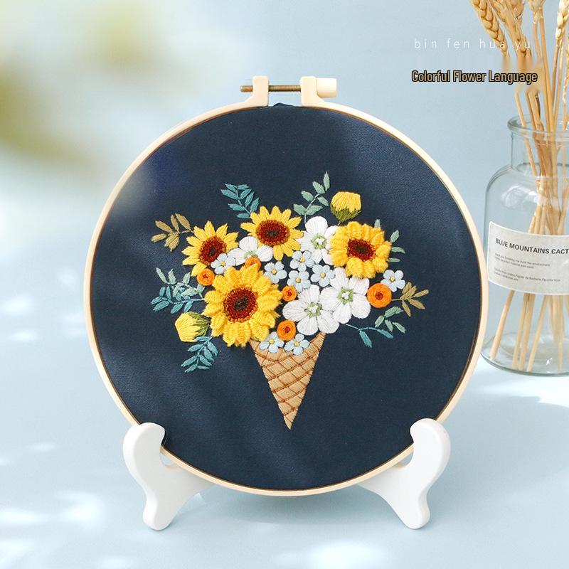 Nordic DIY Embroidery Kit: Beginner's Fresh Floral Fabric Art Set