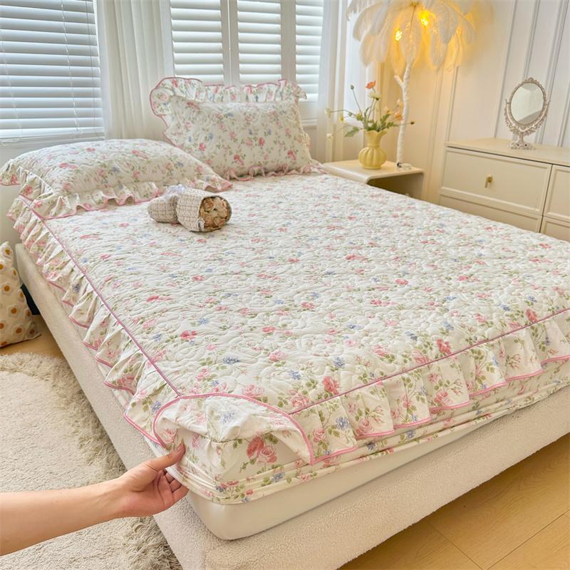 Skin-friendly Bedspread Simple Style Bed Cover Pure Cotton Mattress Protector Elastic Bed Linen cubre colchón (No Pillowcase)