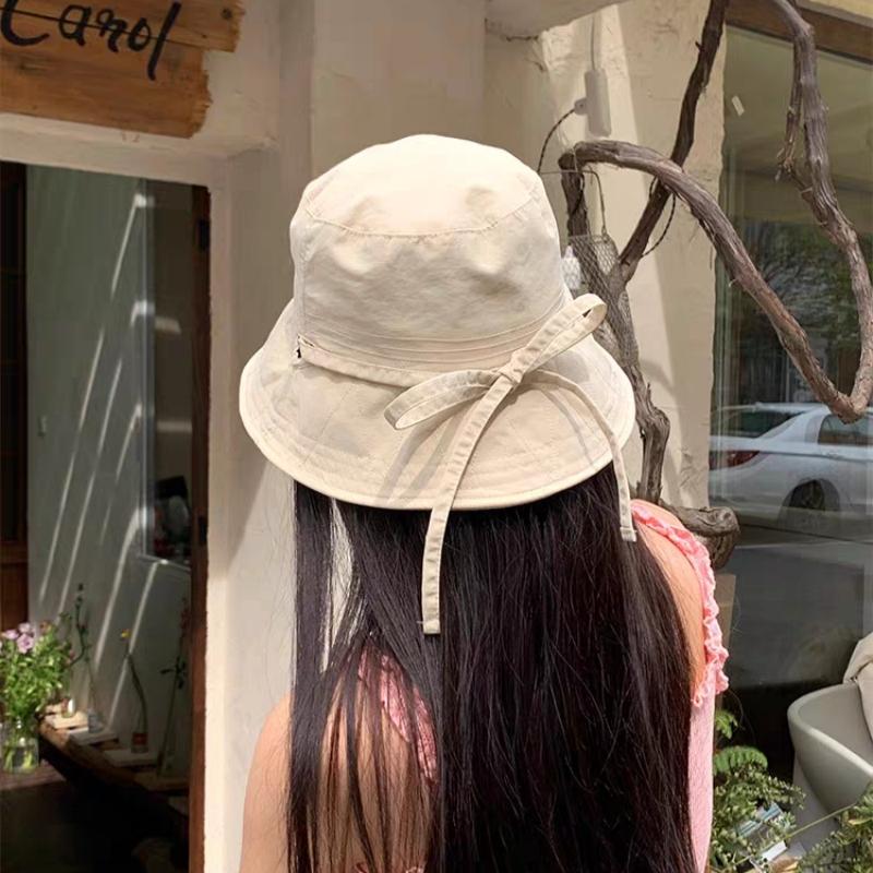 Korean Style Wide Brim Bucket Hat Lace-Up Sunscreen Wide Brim Breathable Thin Fisherman Hat Adjustable Beach Hat With Strap