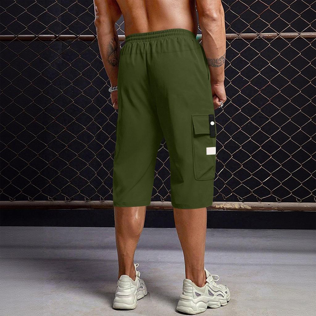 Men's casual and fashionable lace-up lightweight and breathable sports shorts. Men's loose and large-sized multi-pocket workwear shorts.