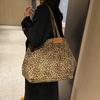 Large Capacity Leopard Print Fashion Shoulder Bag Women's New Simple Personalized Tote Bag Large Shopping Bag Leisure Travel Bag