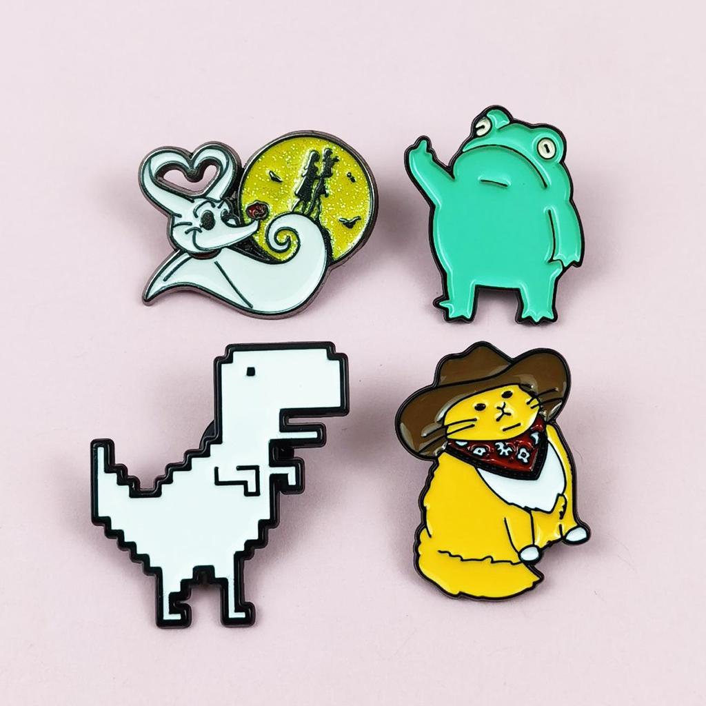 Cute Cartoon Animal Brooch - Denim Cat, Moon Rabbit Metal Badge for Backpacks