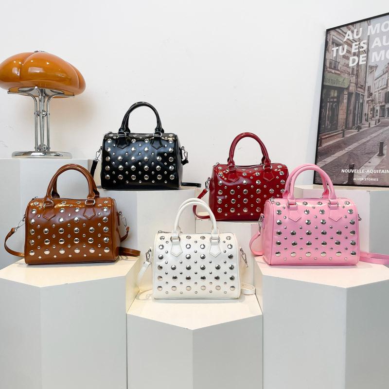 Fashion Ladies PU Leather Rivet Design Boston Handbag Shoulder Bag Tote Bag Bolsos De Mujer Bags for Woman Designer Luxury Bag