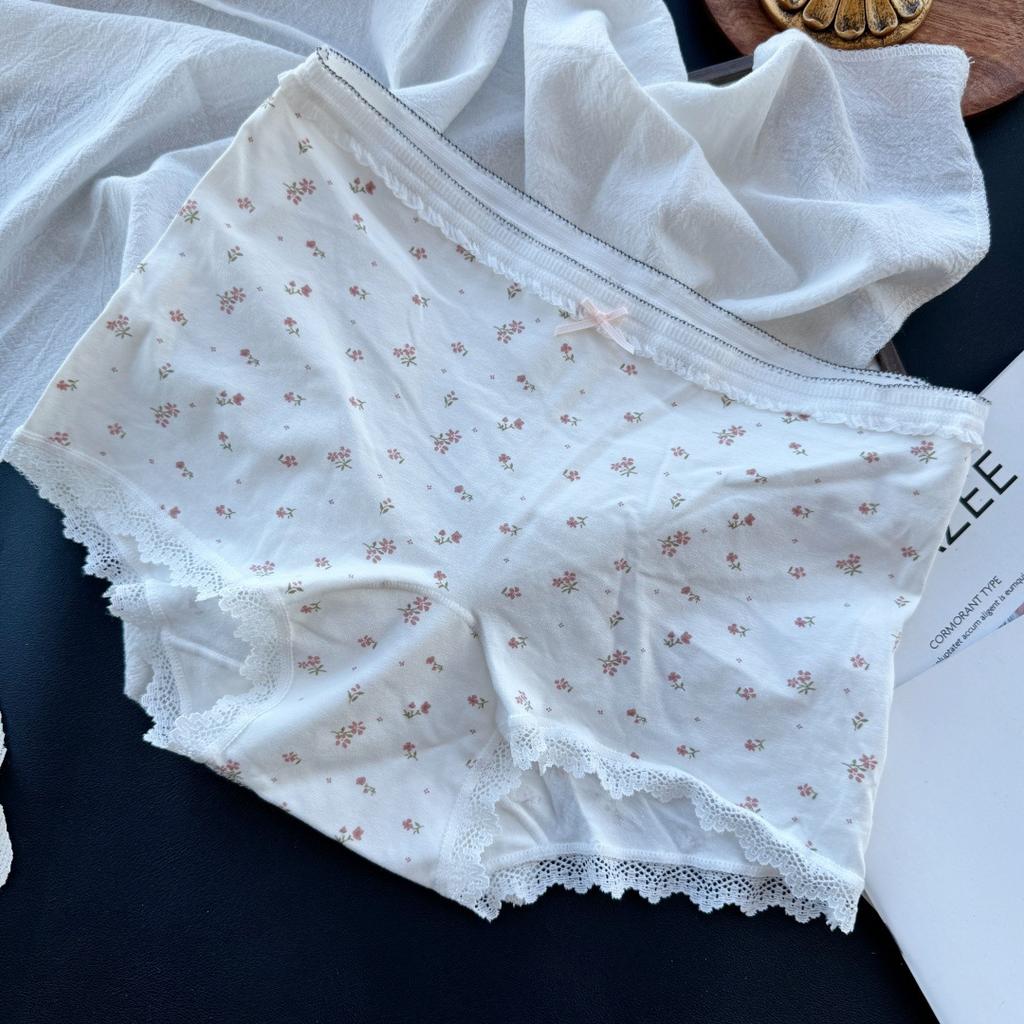 Women's Spring and Summer Polka Dot Striped Cute Cartoon Extended Crotch Briefs