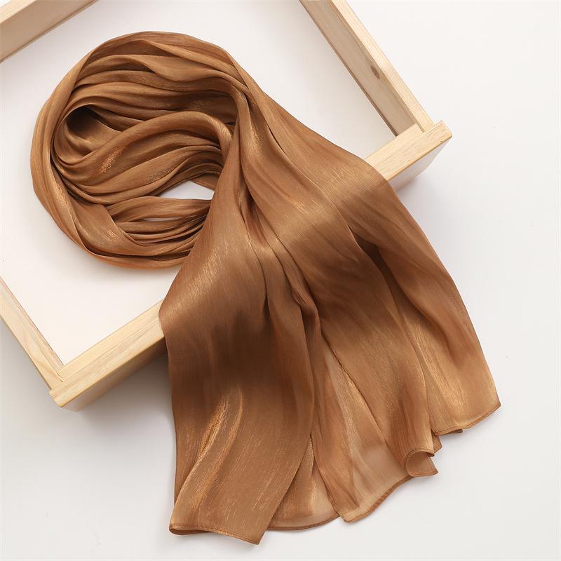 "All-Season Lightweight Cotton & Linen Scarf: Versatile Solid Color Shawl for Sun Protection & Warmth"