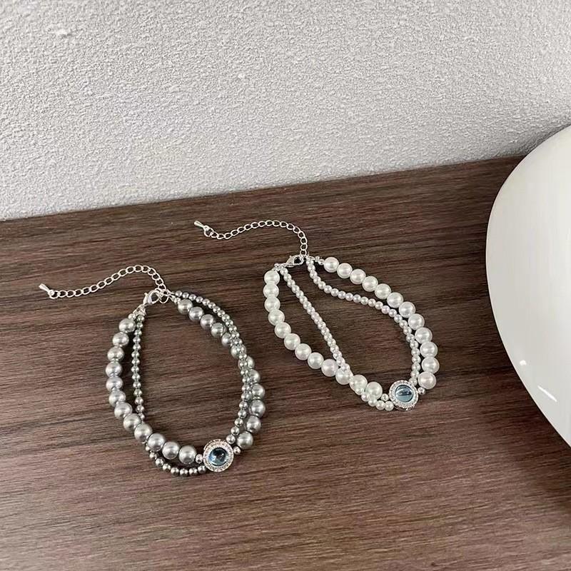 Handmade Faux Elegant Pearl Bracelet For Women With Vintage Design Geometric
