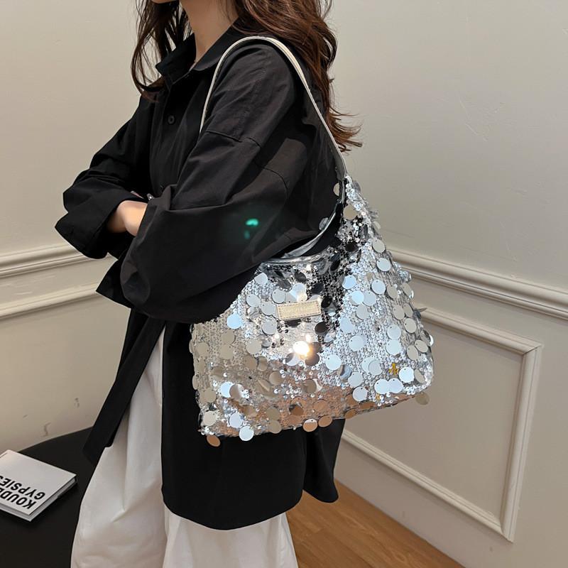 Sparkling Sequin Tote Bag For Women With Zipper Closure And Inner Phone Pocket For Casual Day Use