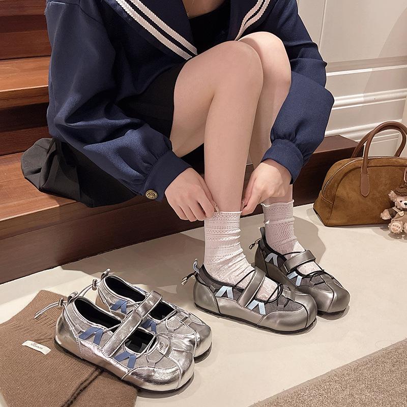 French ballet Mary Jane women's shoes summer 2025 new with skirt casual flat single shoes inner height increase small leather shoes