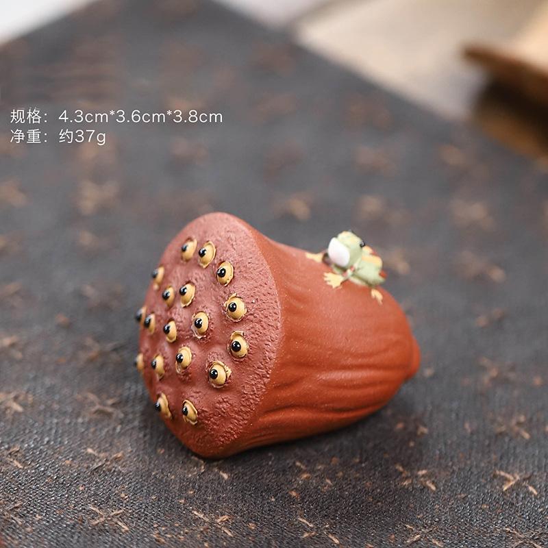 1PC Lucky Purple Clay Small Frog Statue Tea Pet Tea Art Ornaments Chinese Kung Fu Tea Handicrafts Ceremony Decor Accessories