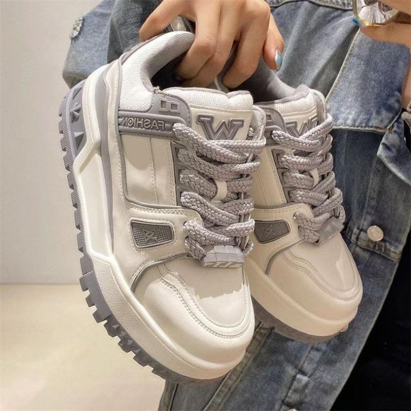 Lace-up big head bread shoes spring new thick-soled muffin small fat Ding casual board shoes small white sports shoes