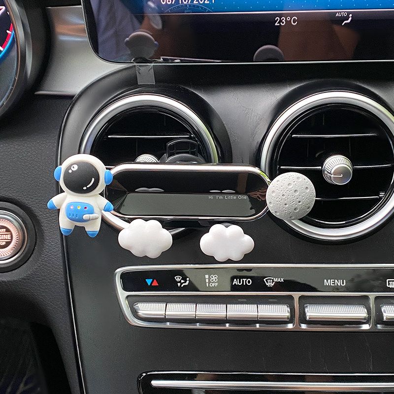 Car Mobile Phone Holder 2021 New Model Cute Cartoon Air Vent Creative Car Navigation Support Stand for Women