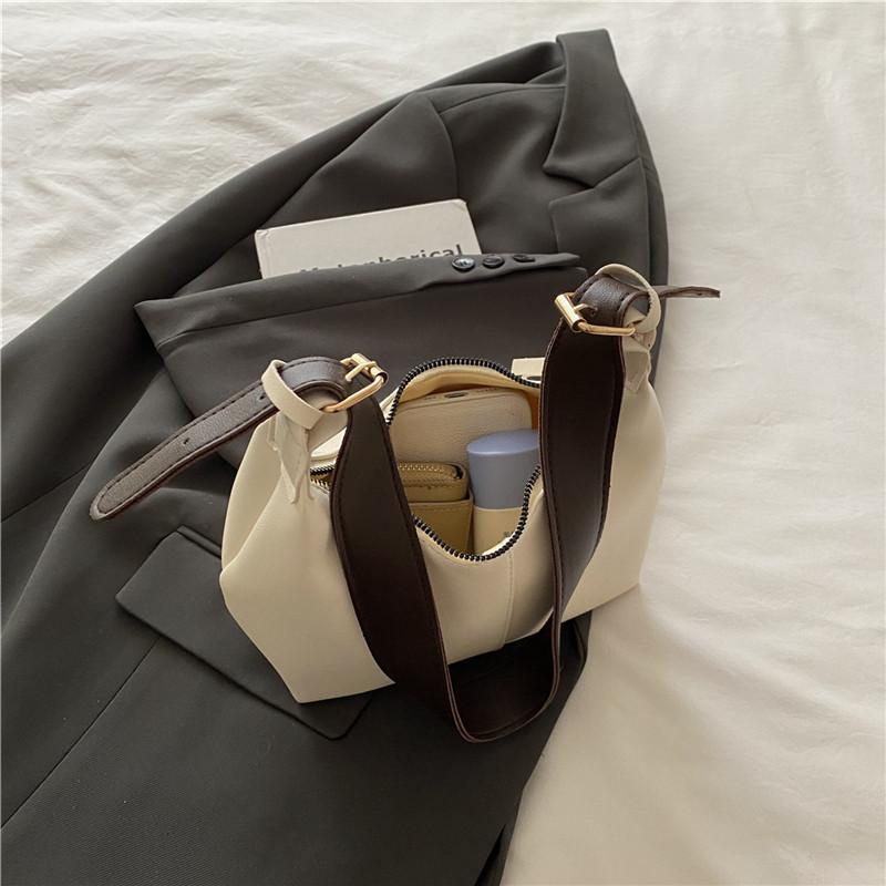 Solid Color Women Streetwear Inspired Soft Bag Stitching Accents Compartment