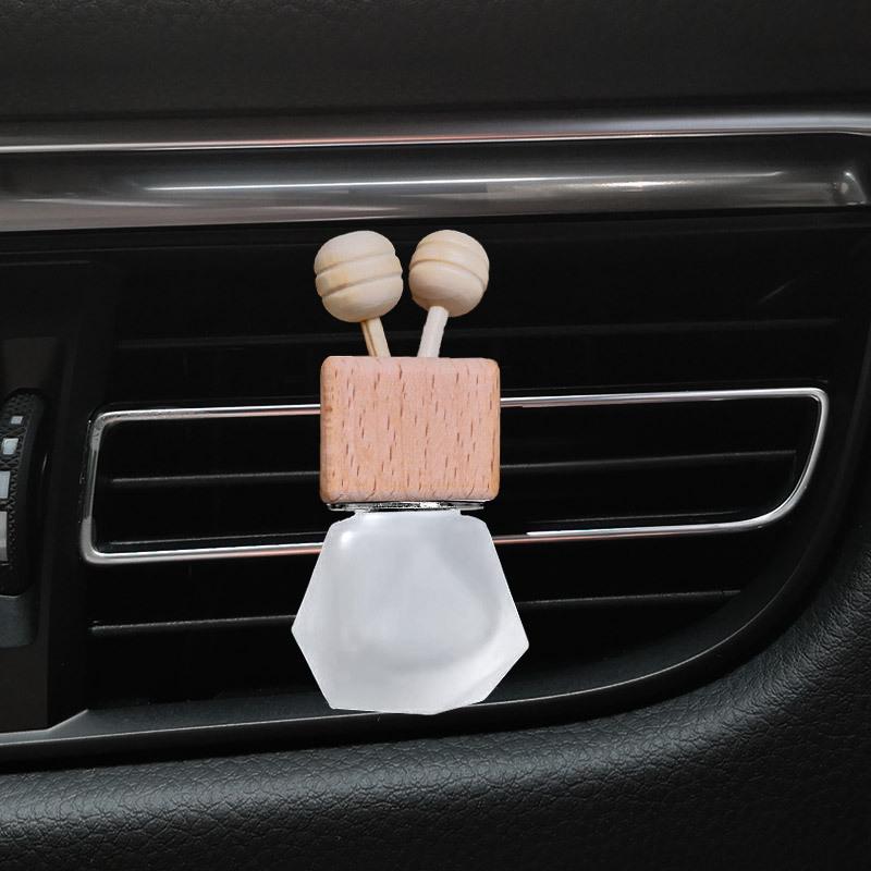 Car Vent Glass Aromatherapy Bottle - Essential Oil Scented Ornament for Car Interior Decoration