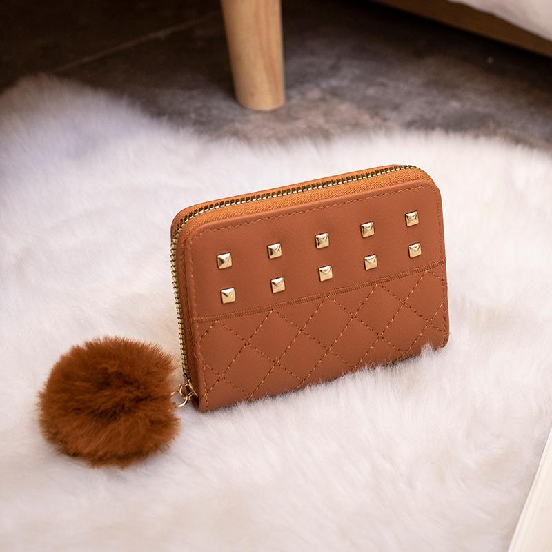 New fashionable women's wallet clutch bag, short change bag, diamond hairball decorative card bag, one piece.