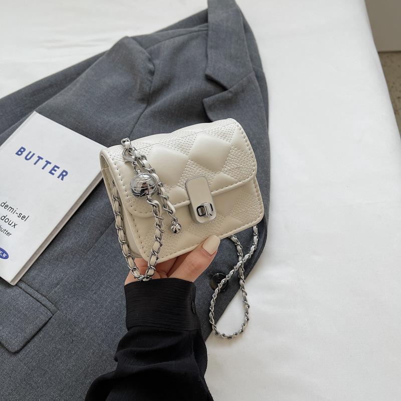 Small Bag Women's New Fashion High-end Fashion Diamond Shoulder Bag Chain Messenger Bag Small Square Bag