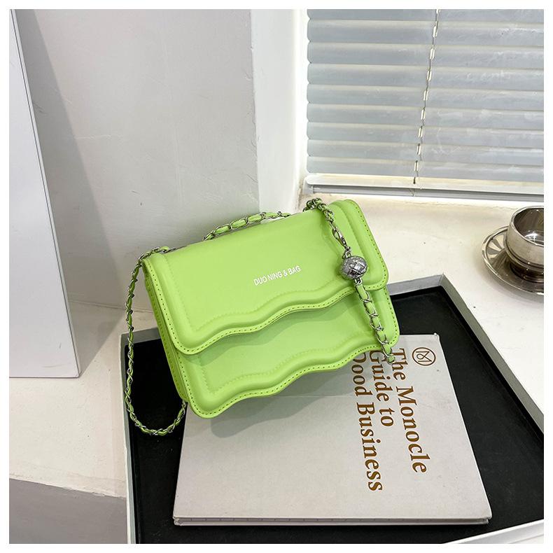 

Весна и лето новый ретро женская сумка сумка однотонная простая модная повседневная сумка цепочка на плечо сумка-мессенджер зелёный
