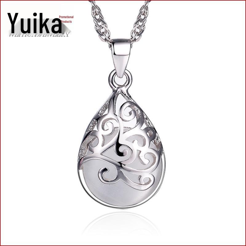 Weihua Silver-Plated Moonlight Cat's Eye Stone Love Pendant Necklace for Women