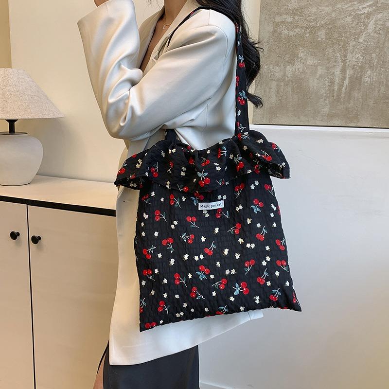 New Cute and Sweet Girl Portable Shoulder Bag Large Capacity Cherry Print Lotus Leaf Edge Tote Bag