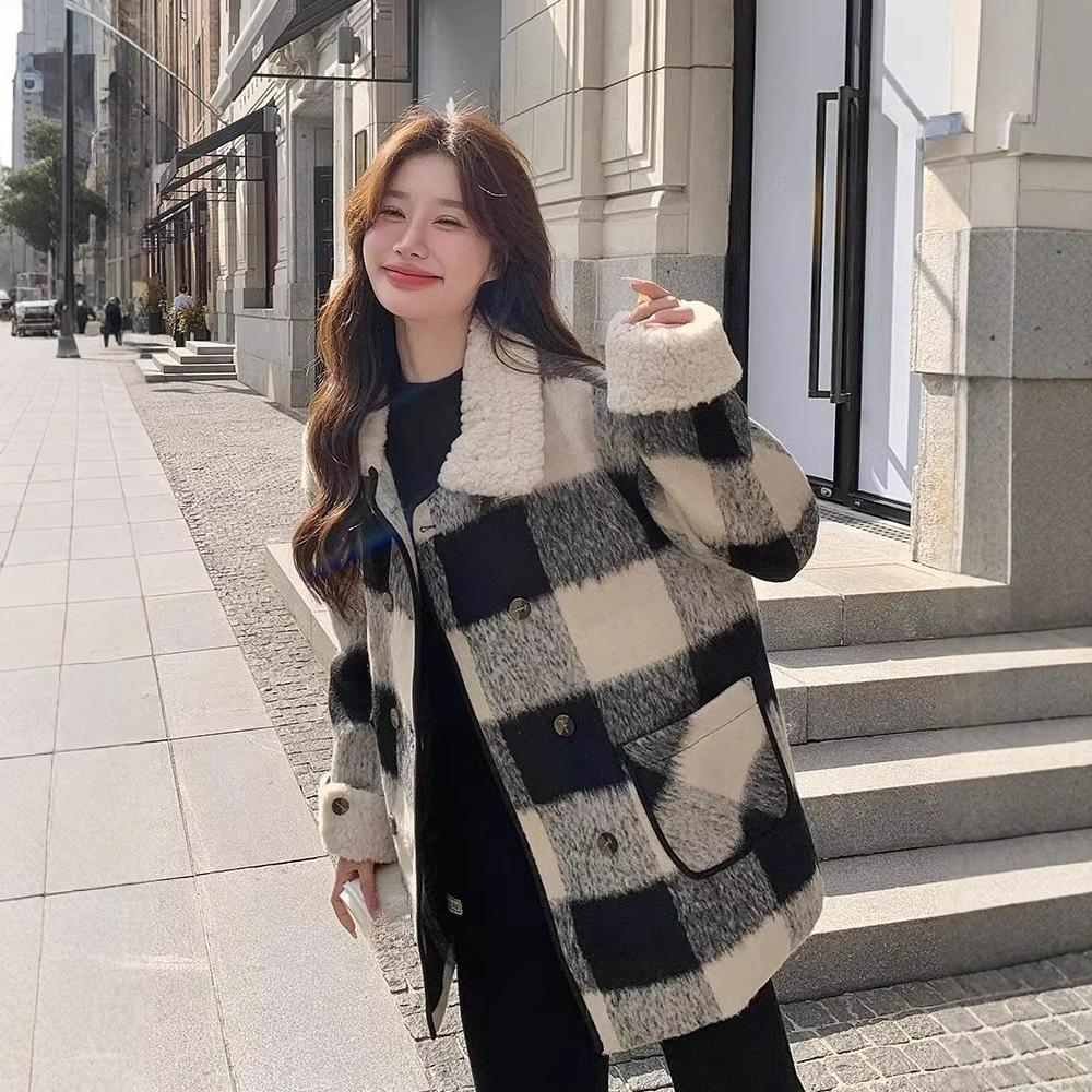 Black and White Plaid Woolen Women's Jacket Winter Quilted Liner Thickened Woolen Coat Small Mid-length
