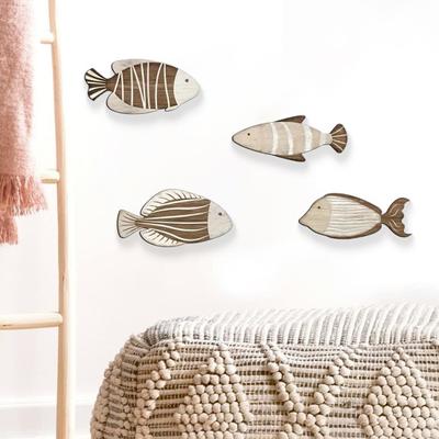 4 ks Dřevěná ryba Nástěnná dekorace Vintage námořní plážové nástěnné umění Pobřežní dřevěná závěsná socha pro chatu u jezera oceánskou koupelnu ložnici domácí dekoraci