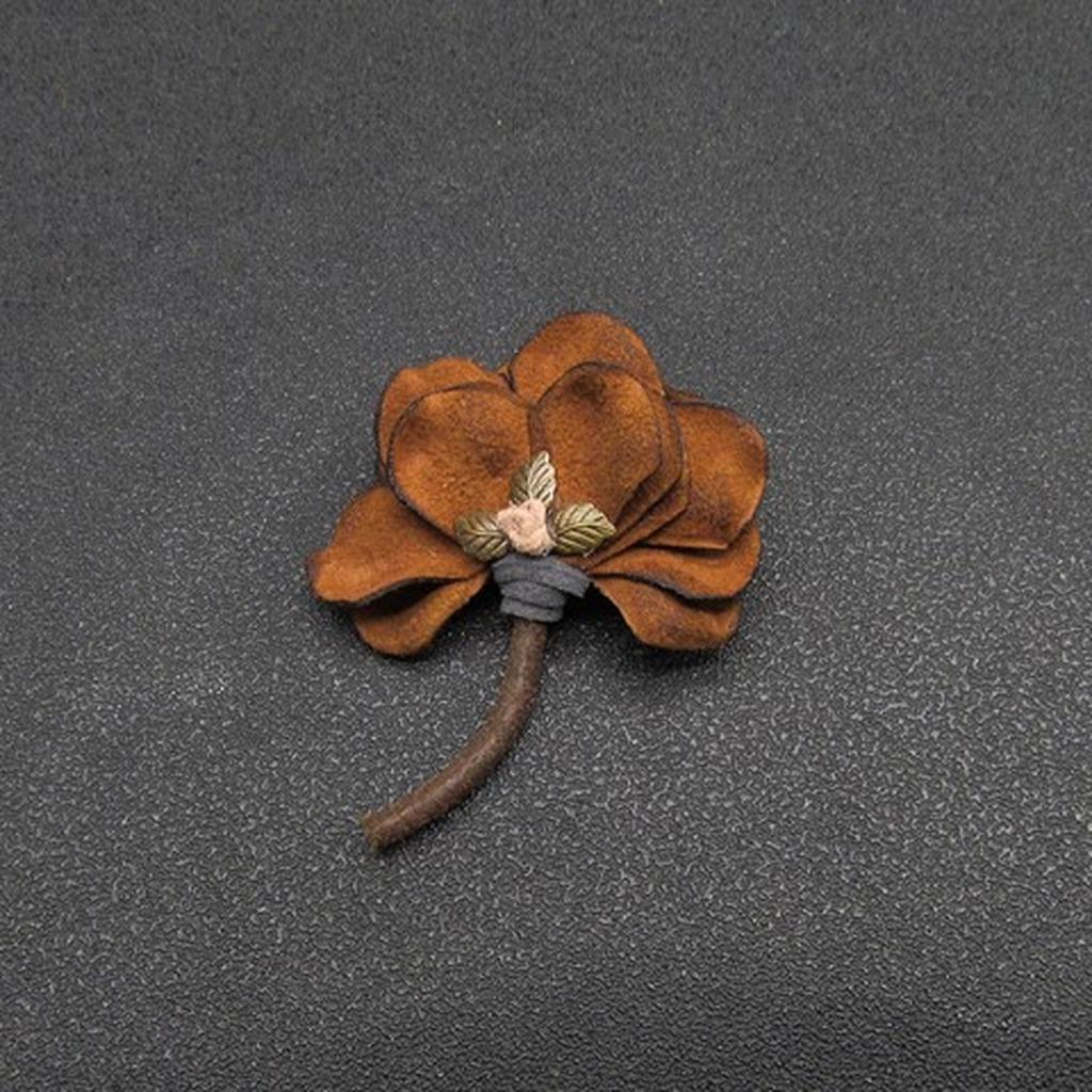 

Handmade Flower Brooch Natural Vintage Fabric Brooch Floral Decorative Pin Lightweight Retro Brooch Pin For Gift Shawls Vintage
