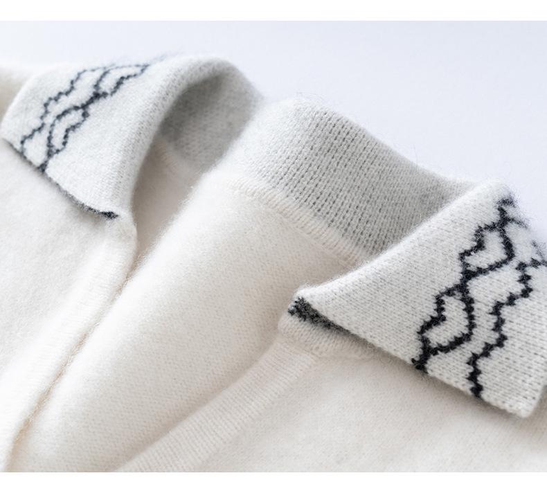 Cozy Slimming Cashmere Knit Women's Pullover Sweater - Soft, Skin-Friendly, Perfect for Autumn/Winter