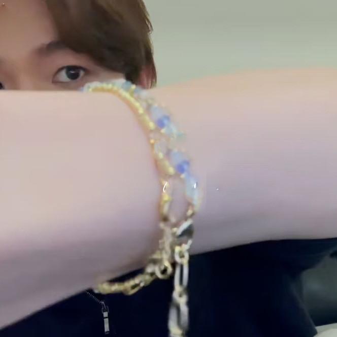 Glass Beaded Double Layer Bracelet For Women With Geometric Design Summer Accessory