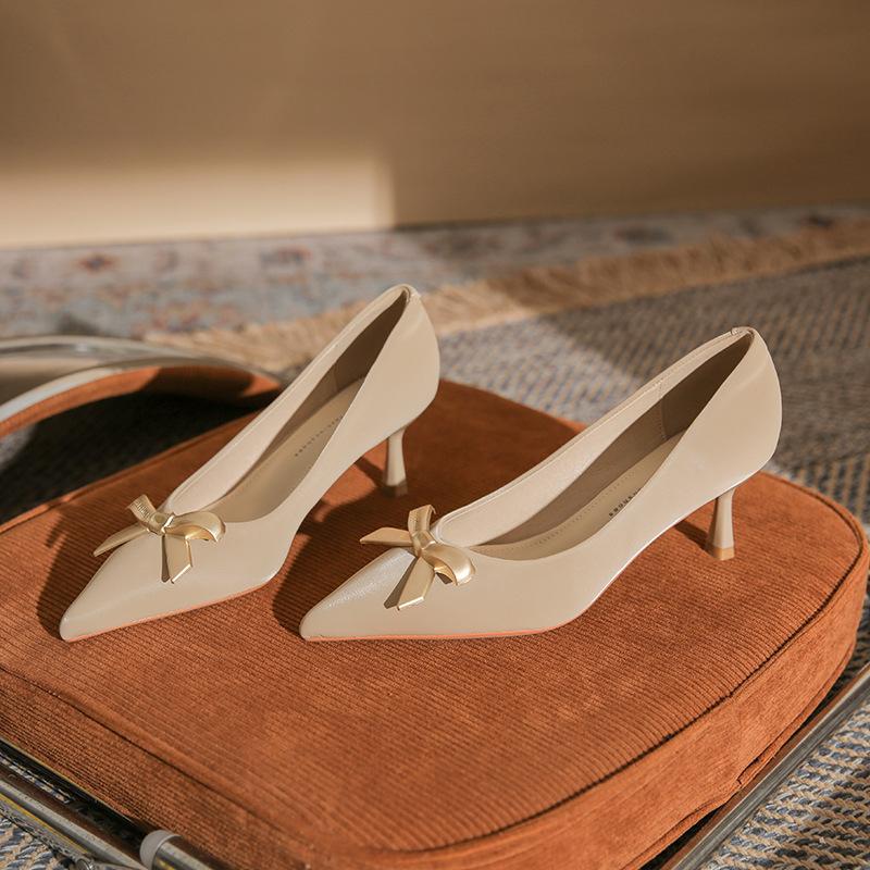 Chaussures de Mariage Bourgogne Mode Talons Hauts Vêtements Xiuhe Pointus Talon Fin Nouveaux Chaussures Simples Rouges Chinoises pour Femmes