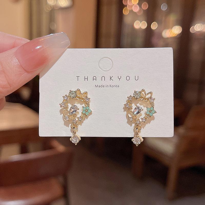 

S925 Silver Korean Small Fresh Flower Zircon Earrings for Women - Trendy Net Red Style золотой