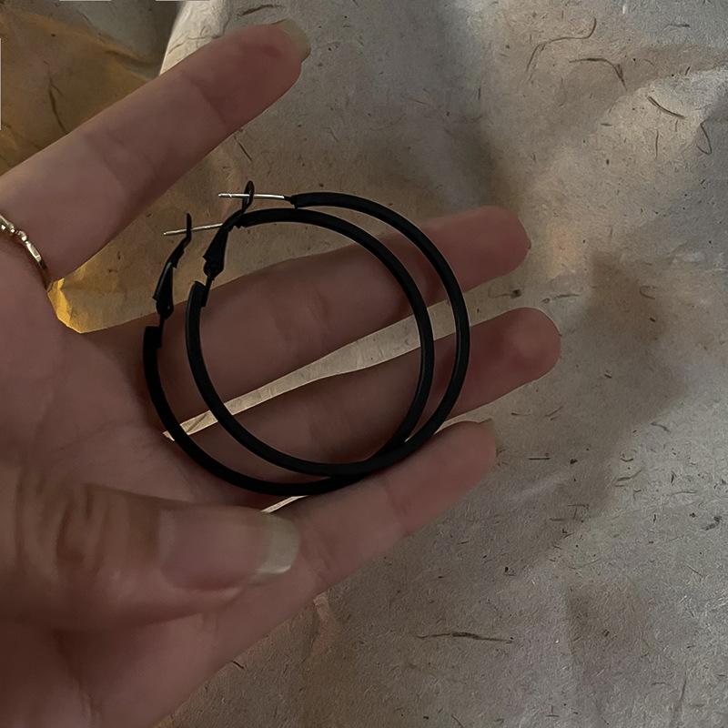 

Silver Needle Geometric Metal Plain Ring Earrings Women s Autumn European and American Exaggerated Fashion Earrings Cool Trend Cold Wind Earrings