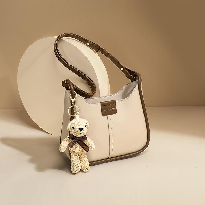 

2025 New Trendy Design Women s Bag Underarm Bag Fashionable Commuter Versatile Saddle Bag Exquisite Niche Shoulder Bag Apricot color（Public Ve